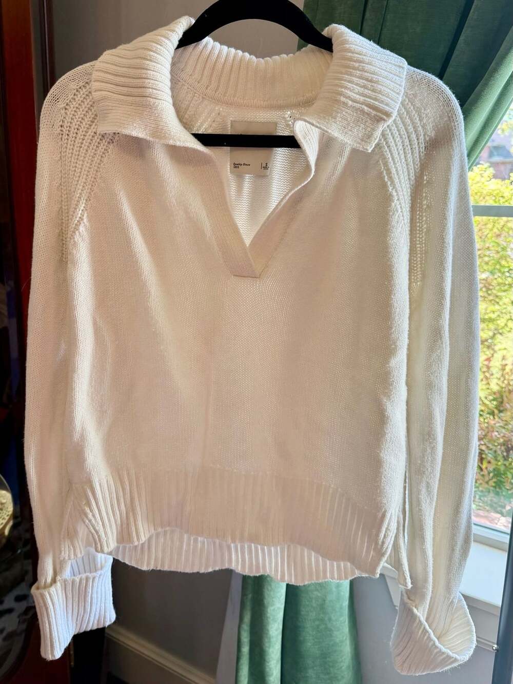 Abercrombie & Fitch Polo Sweater Size S White V-Neck Ribbed Knit